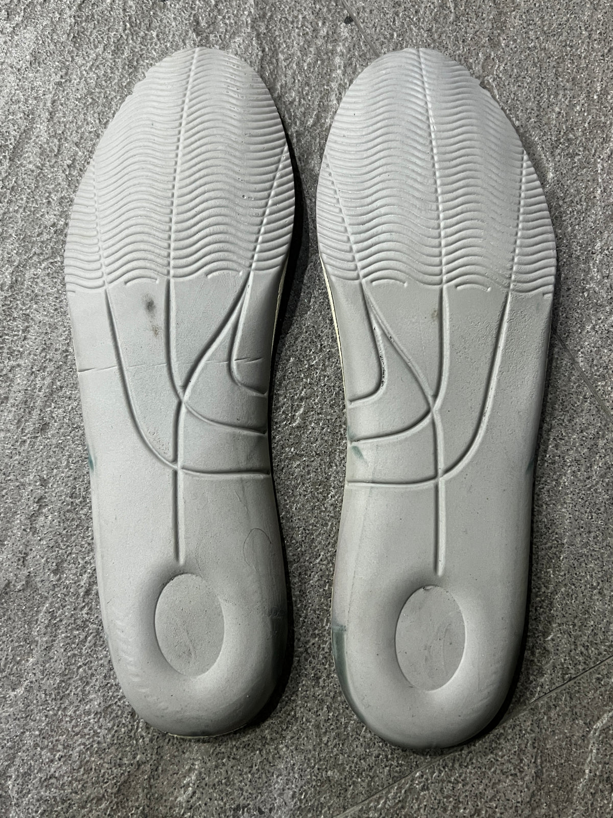 Alexander McQueen Skull Print Slip-On Sneakers White Leather EU 40