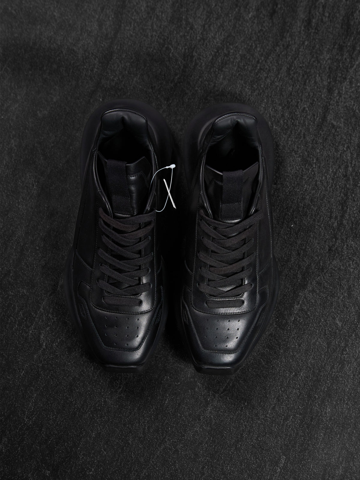 Rick Owens SS25 Geth Runner Sneakers All Black Leather EU 39