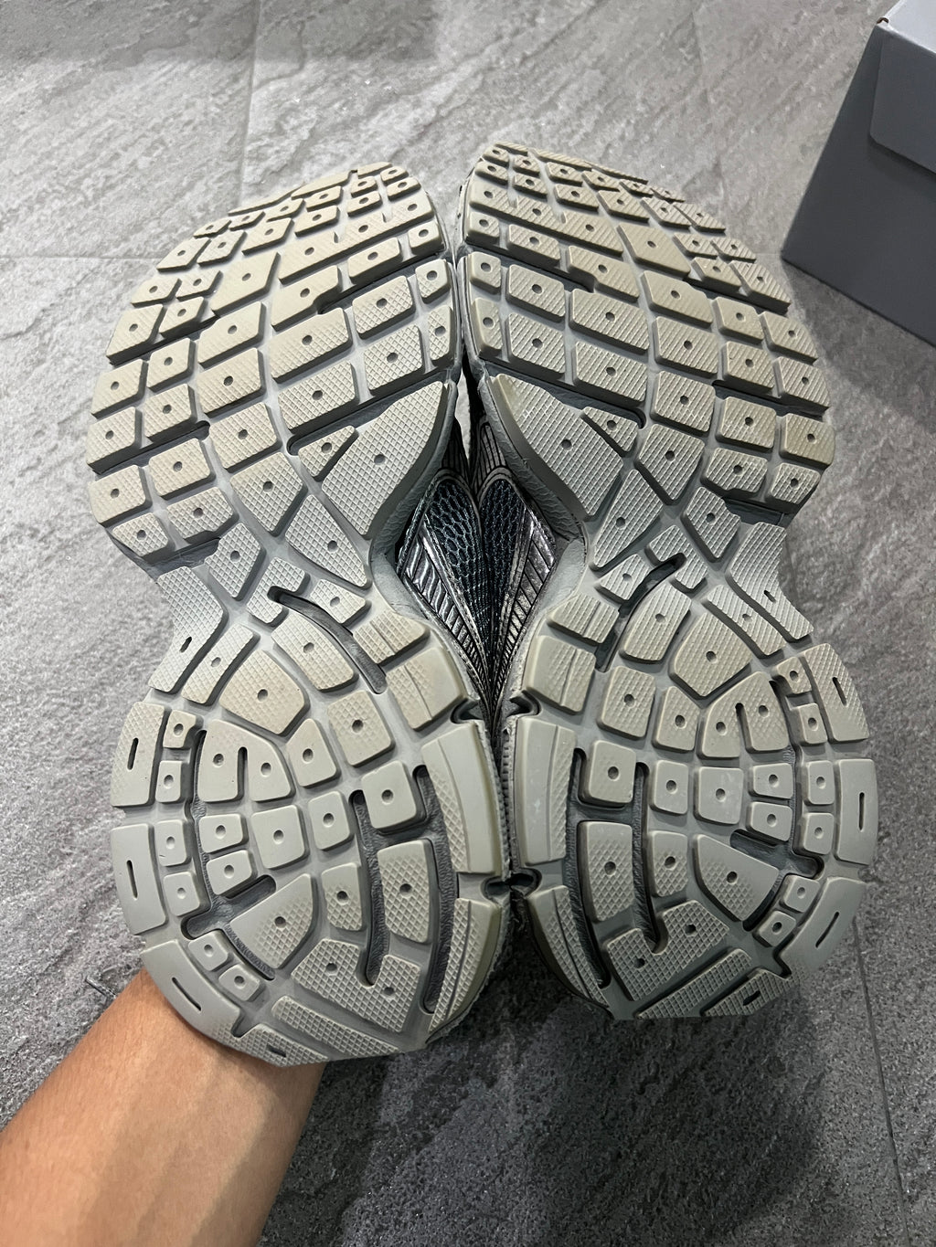 Balenciaga 3XL Sneakers Grey Mesh EU 42