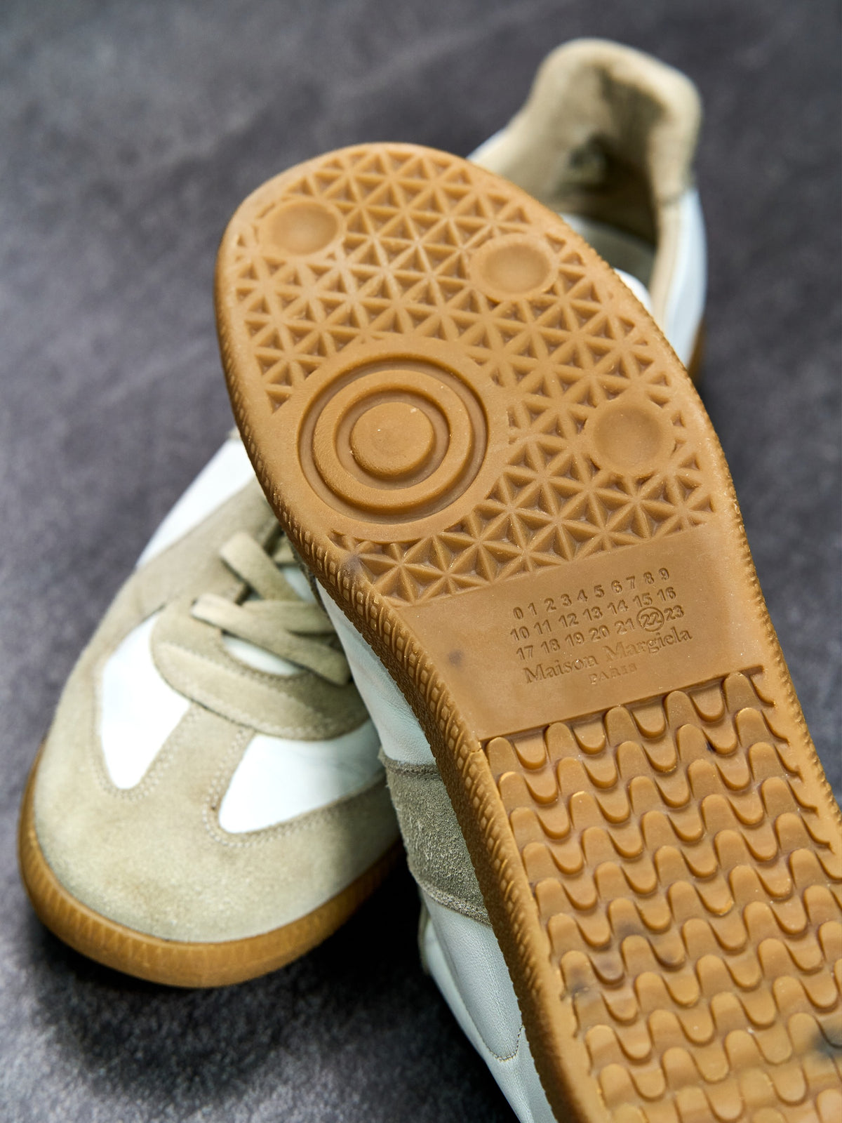Maison Margiela Replica GATS Sneakers Gold / Beige EU 42