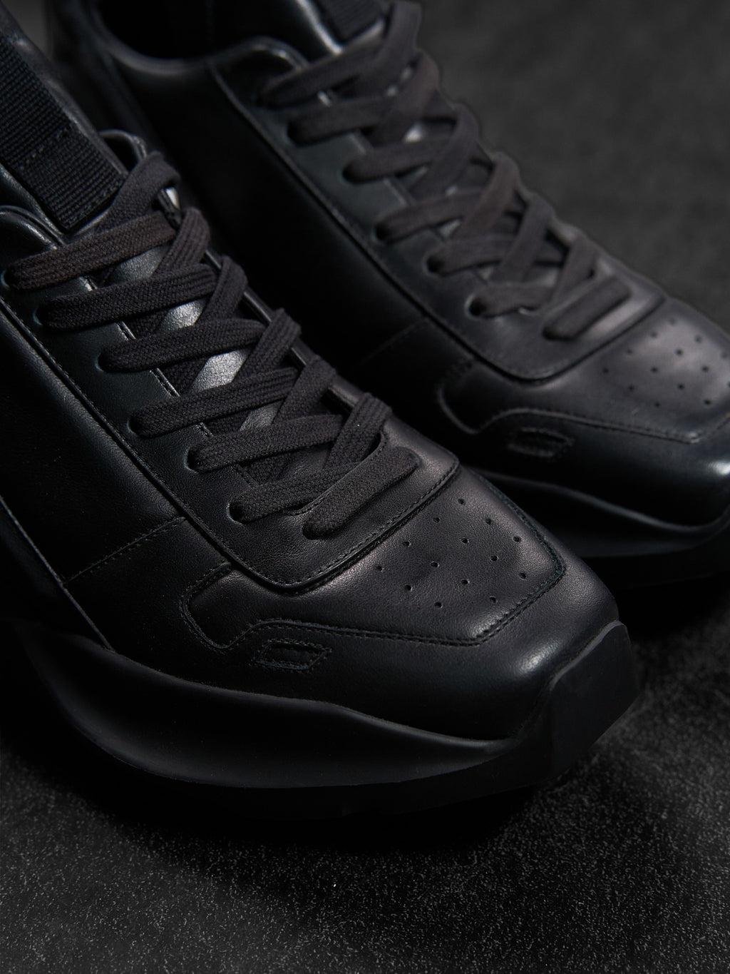 Rick Owens SS25 Geth Runner Sneakers All Black Leather EU 39