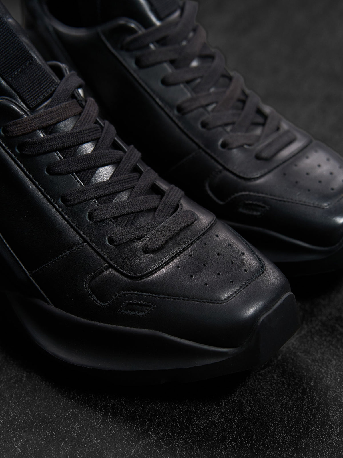 Rick Owens SS25 Geth Runner Sneakers All Black Leather EU 39