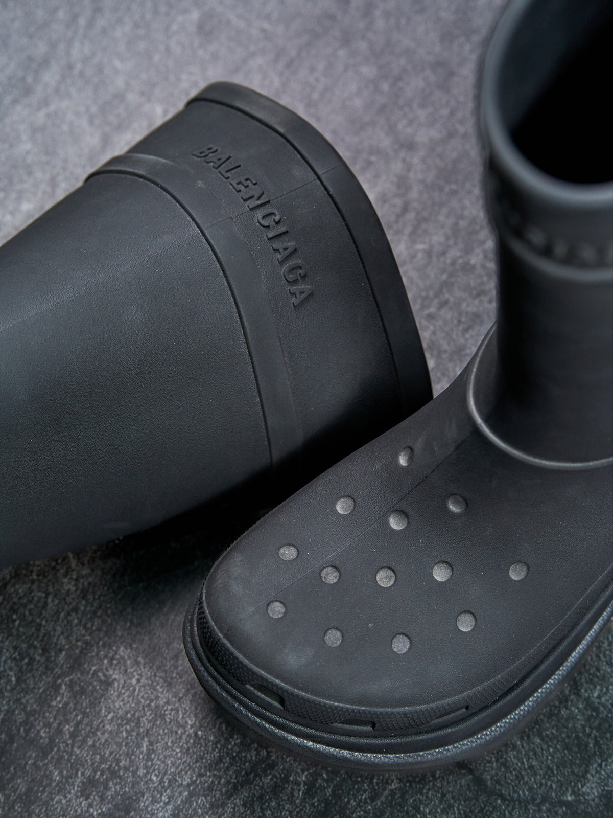 Balenciaga x Crocs Pouf Rain Boots Black Rubber EU 43