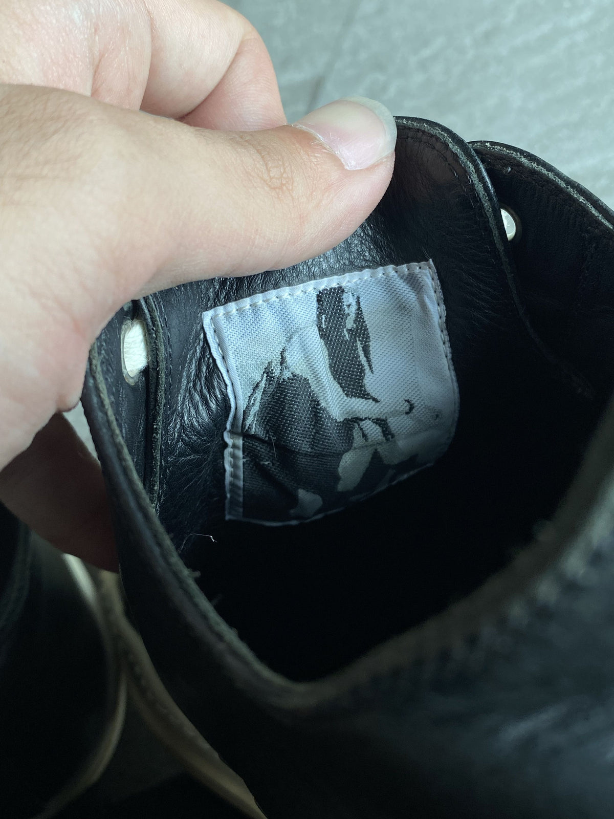 Rick Owens Low Sneaker Black Leather Milk Toe 39