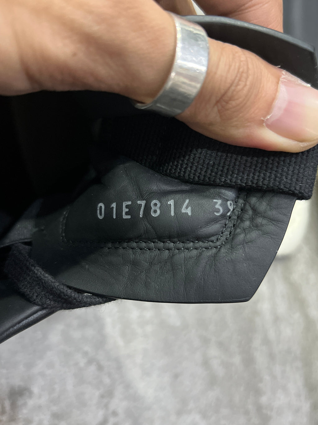 Rick Owens SS25 Geth Runner Sneakers All Black Leather EU 39