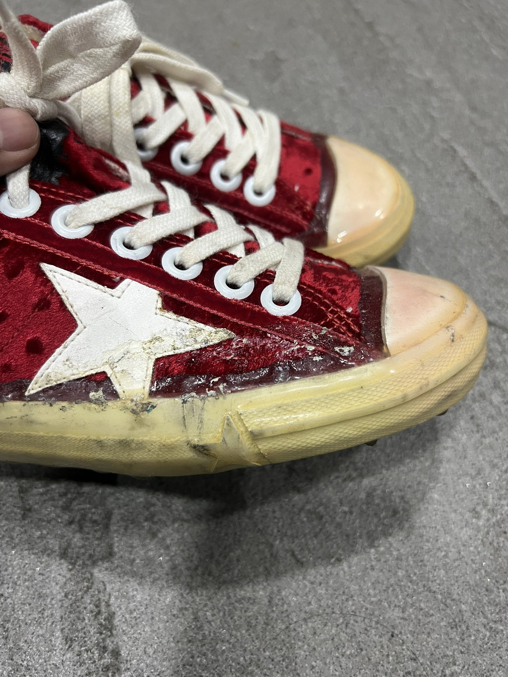 Golden Goose V-Star2 Red Velvet Low Top Size 36