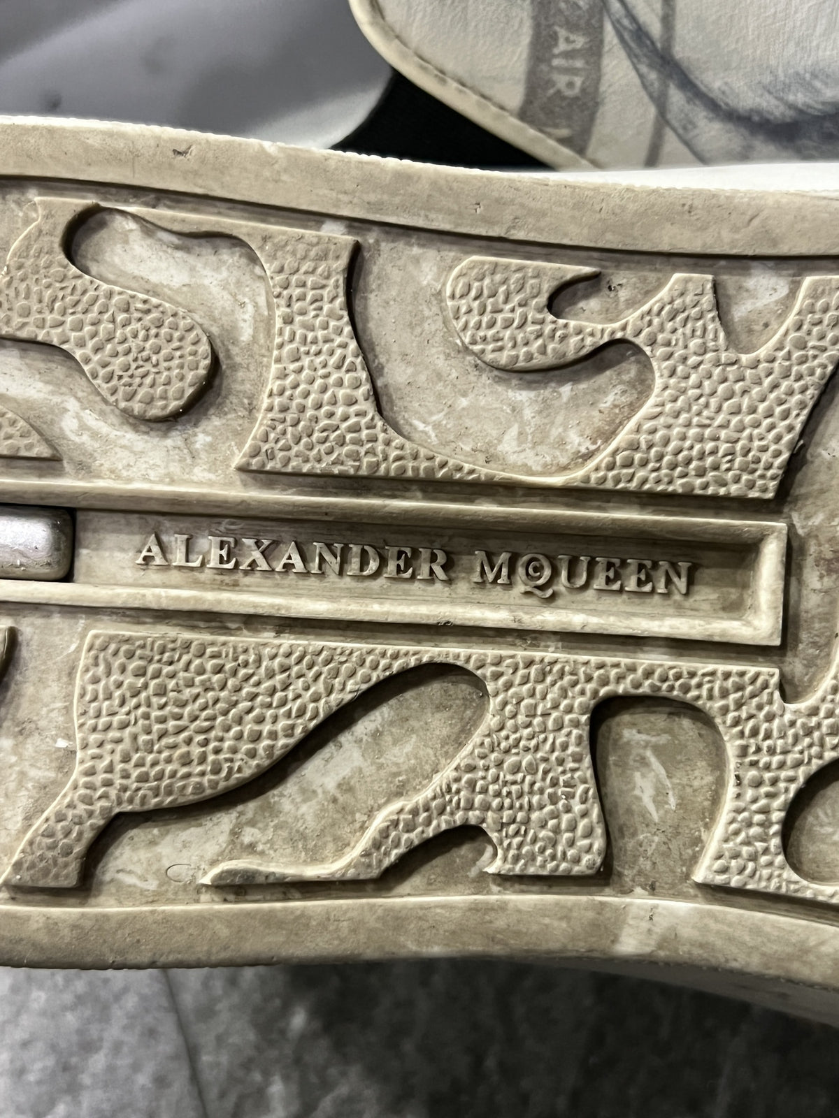 Alexander McQueen Skull Print Slip-On Sneakers White Leather EU 40