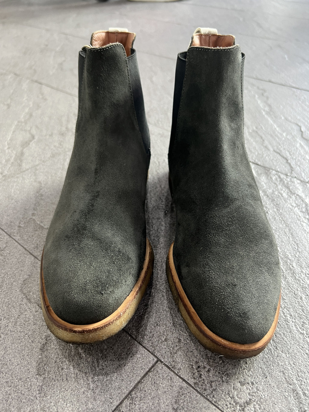 Common Projects Chelsea Boot Dark Grey Suede EU 41