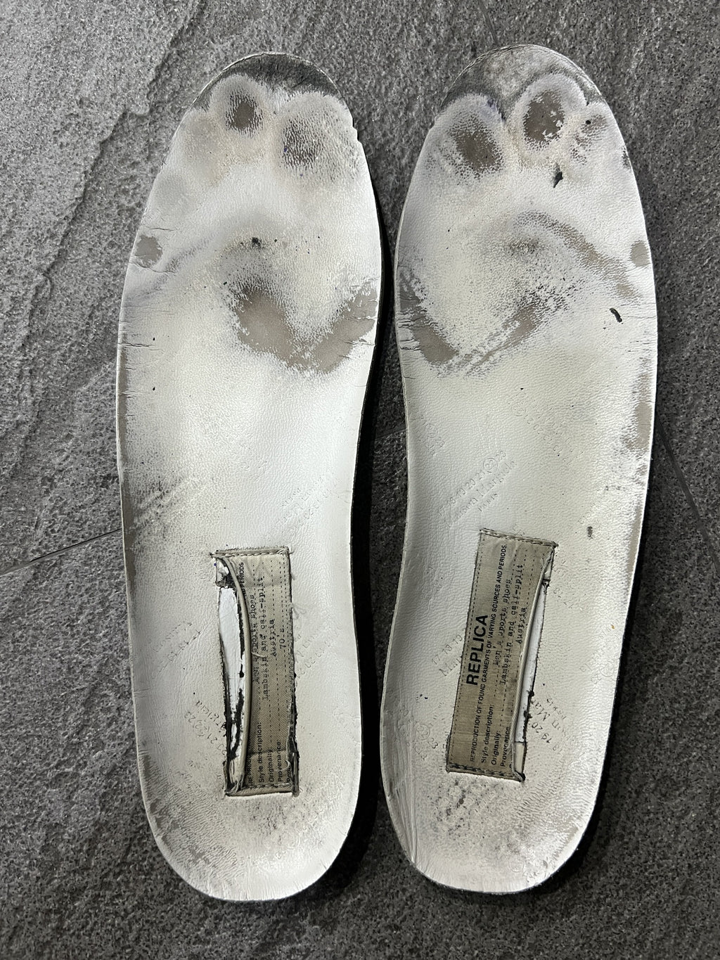 Maison Margiela Replica GATS Sneakers Gold / Beige EU 42