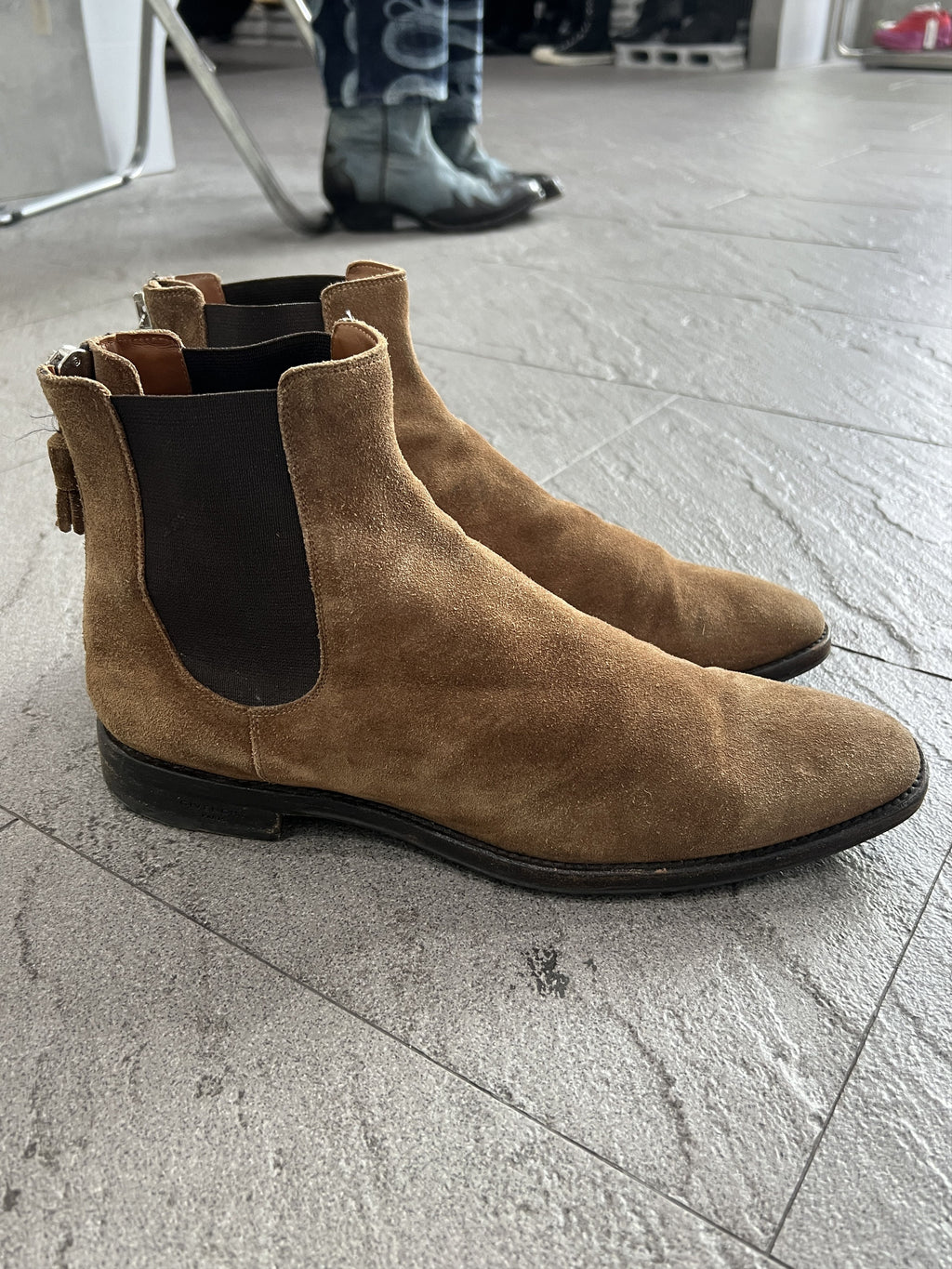 Givenchy Suede Chelsea Boots Brown 43