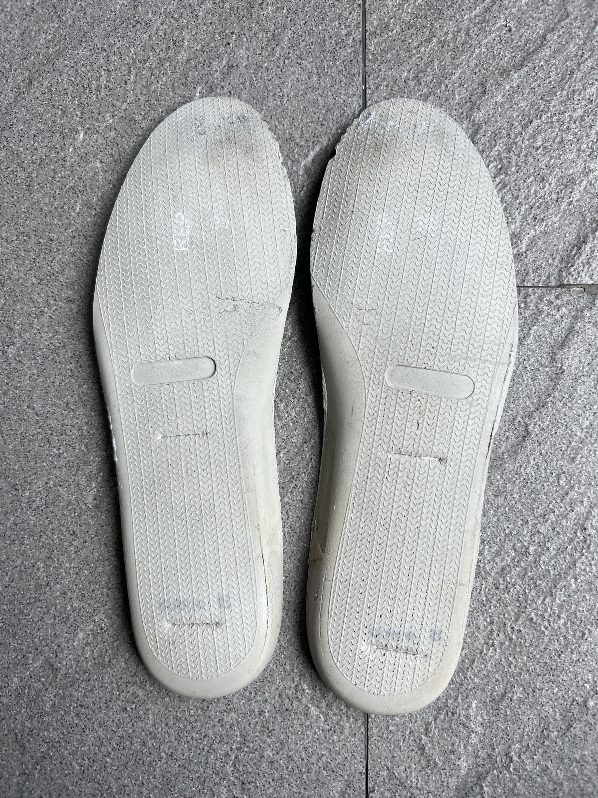 Maison Margiela Paint Splatter Replica Sneakers 39