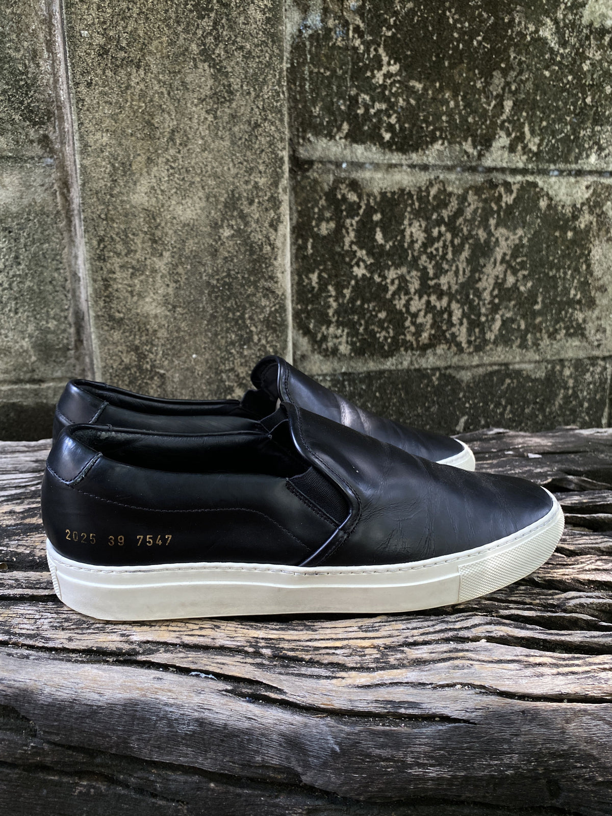 Common Projects Black Leather Slip-Ons EU 39