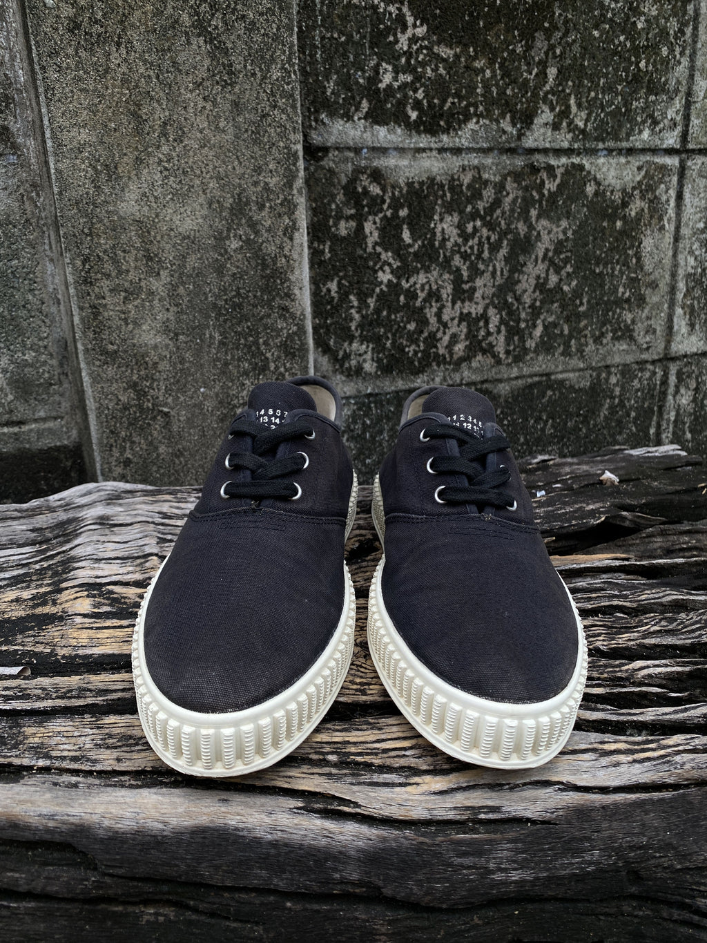 Maison Margiela Black Canvas Low-Top Sneakers 41
