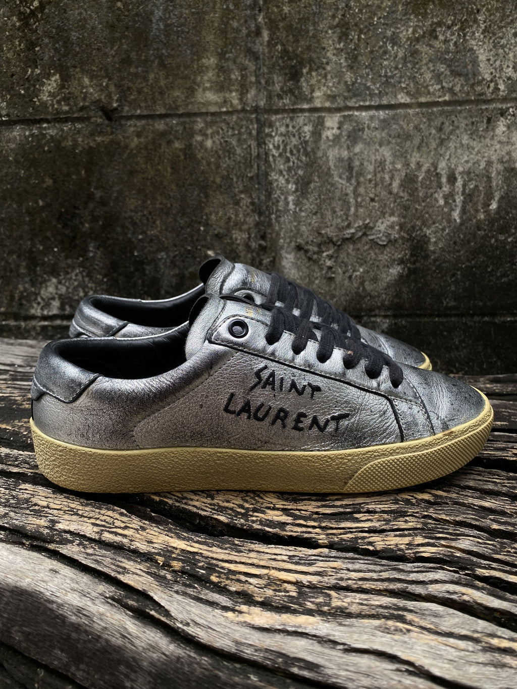 Saint Laurent Metallic Silver Court Classic 35.5