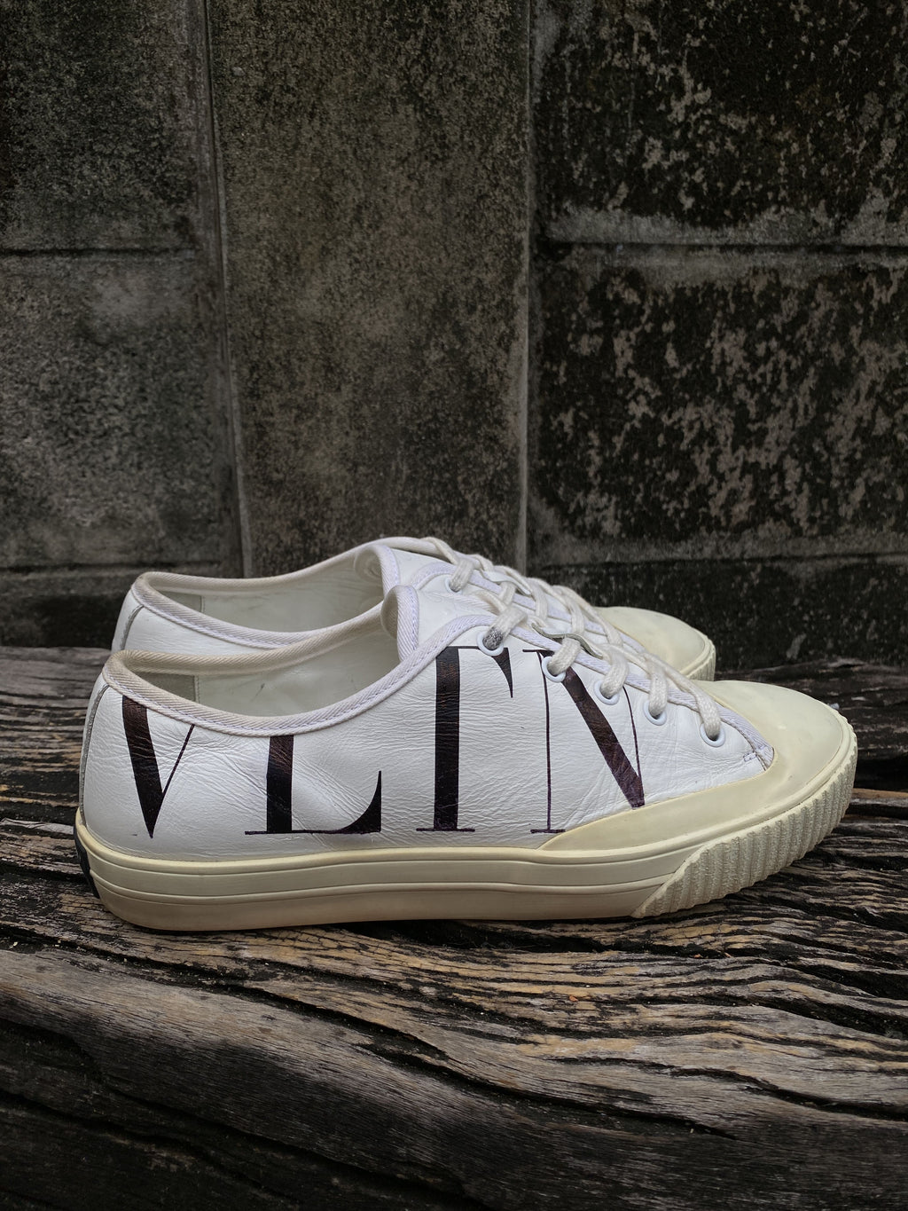 Valentino White Leather Rubber-Toe Sneakers 41