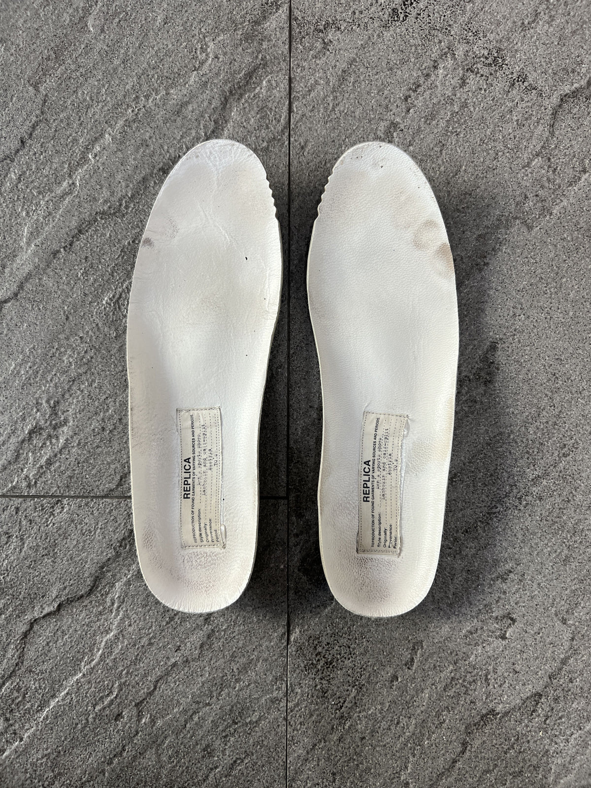 Maison Margiela Replica GAT Low Top Sneaker White Cream EU39