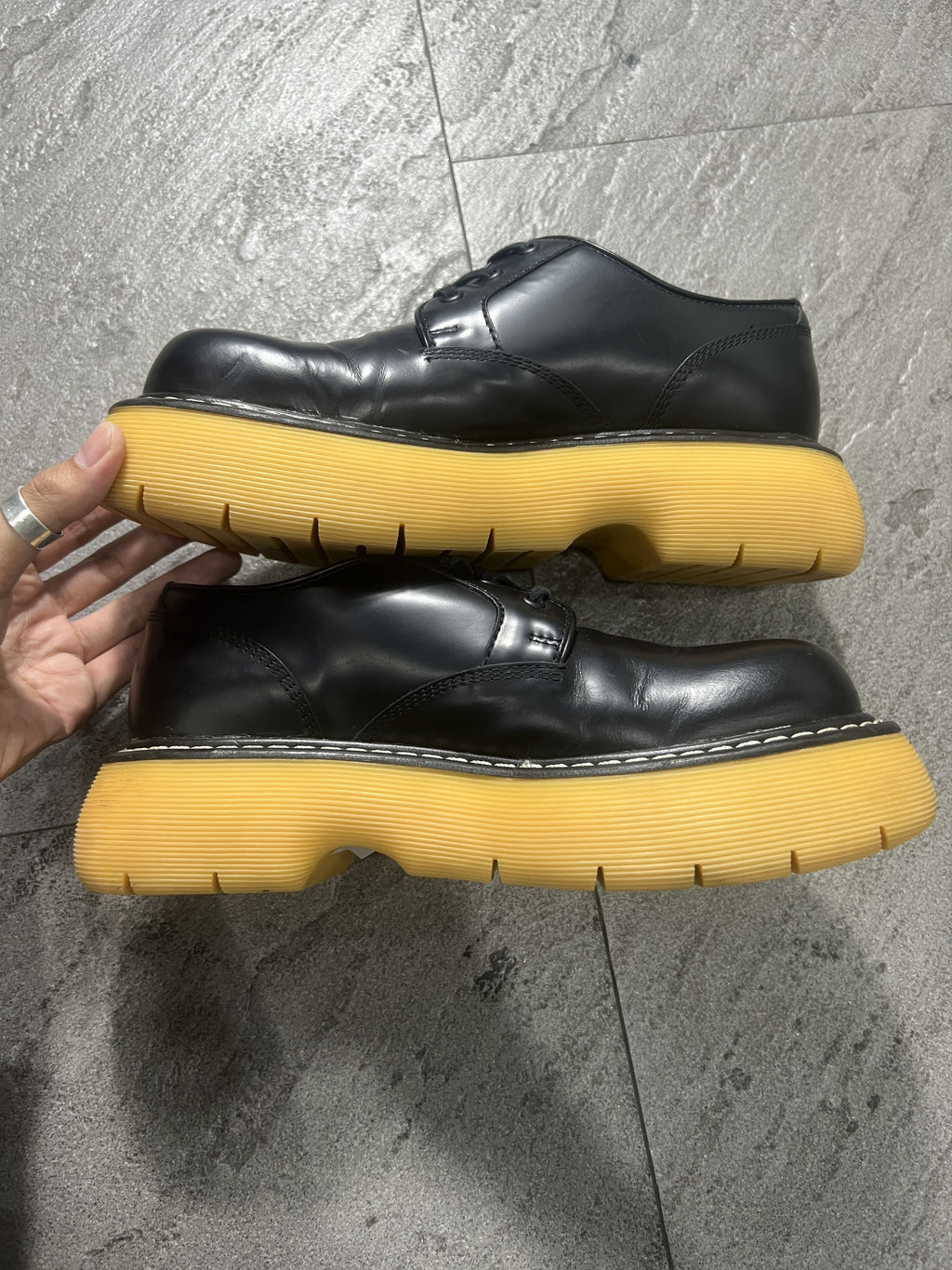 Bottega Veneta Leather Derby Lug Sole Black 40