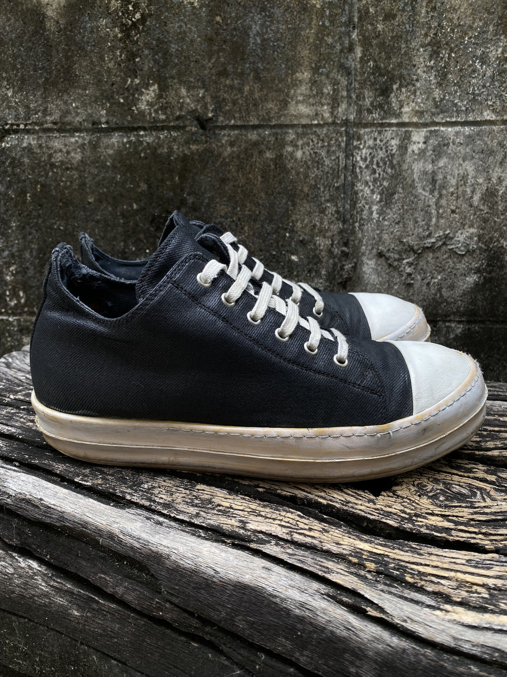 Rick Owens DRKSHDW Ramones Low Black Waxed Canvas Toe EU41.5