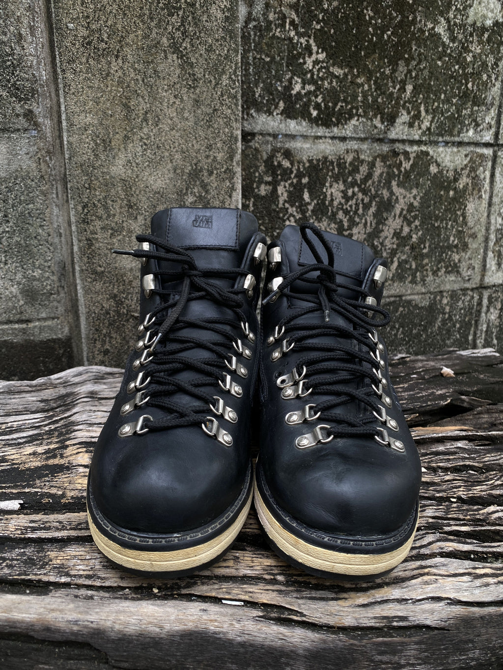 visvim x mastermind Japan Leather Hiking Boots 8