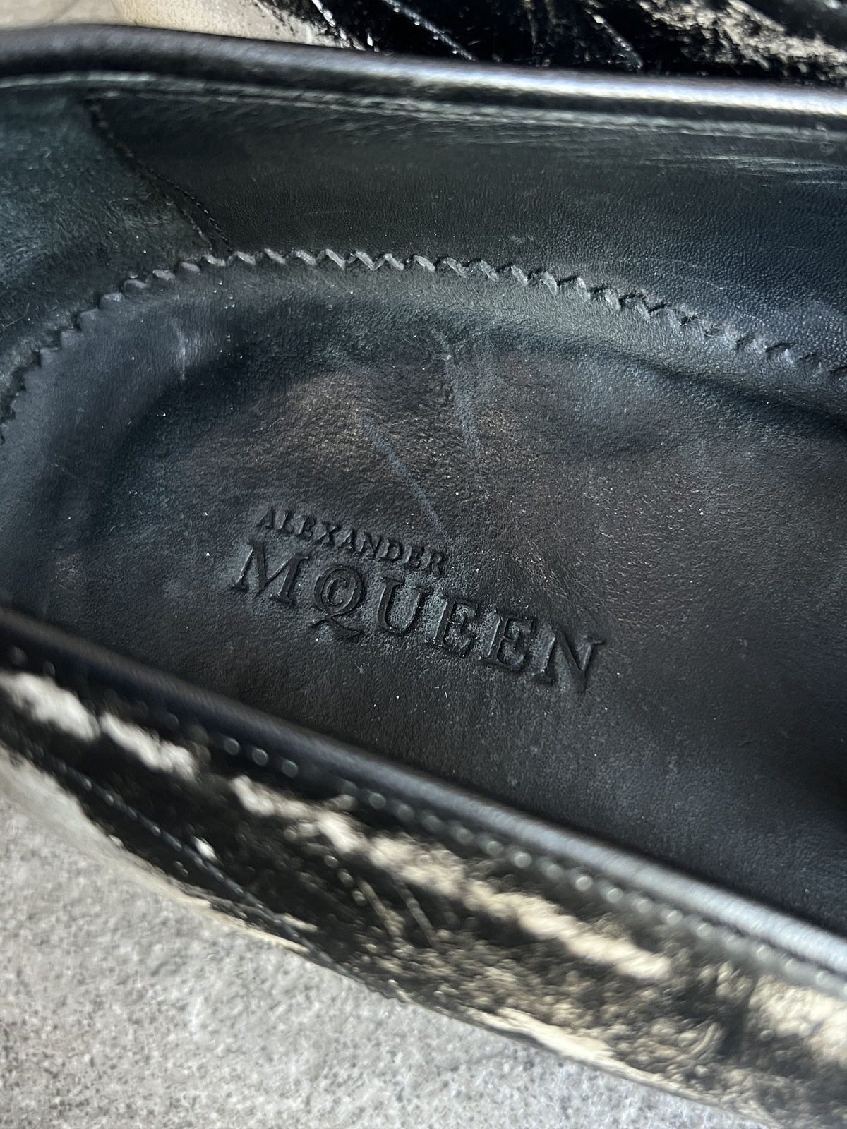Alexander McQueen Skull Distressed Loafers EU41