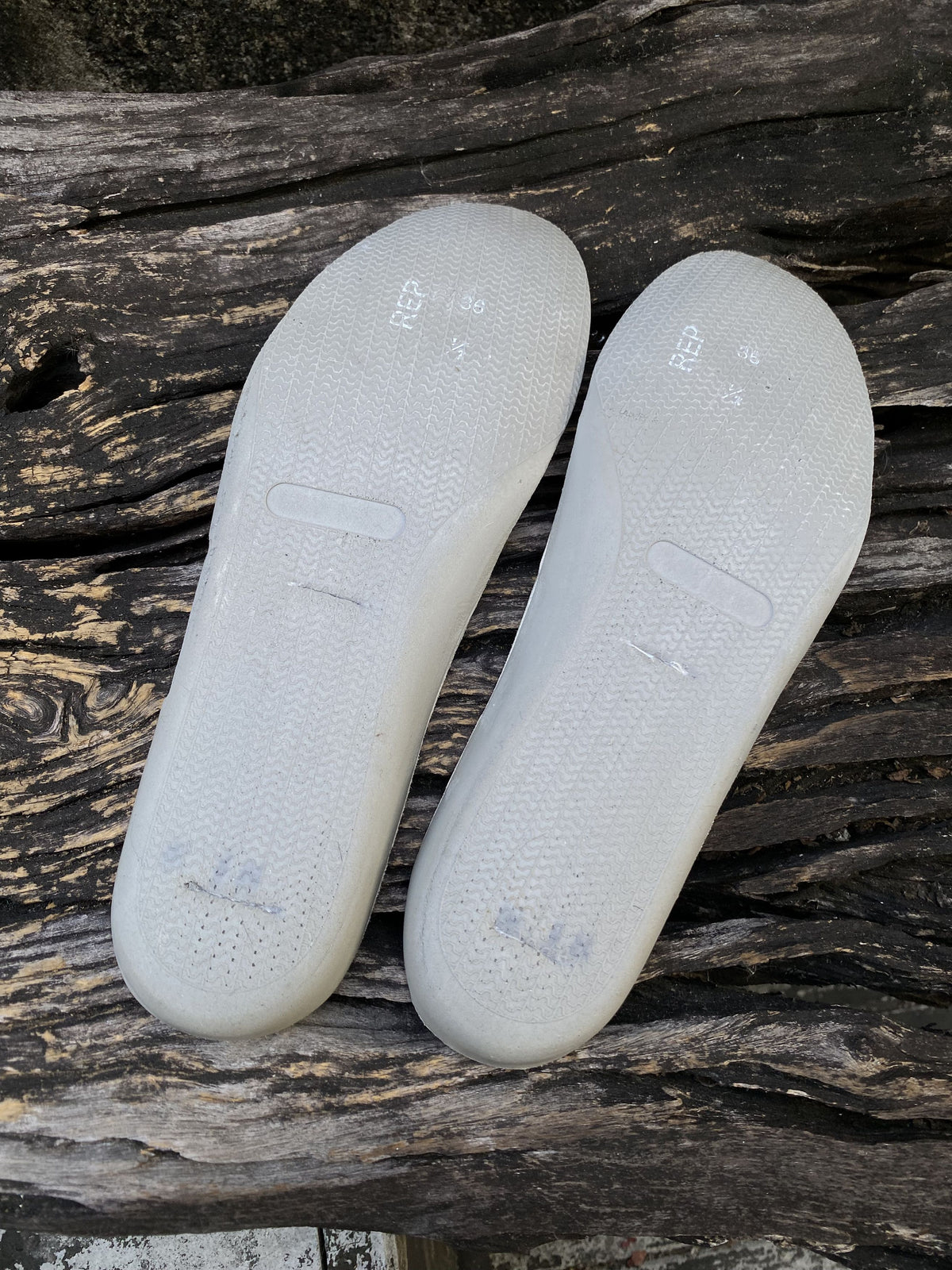 Maison Margiela Replica GAT Sneakers EU36