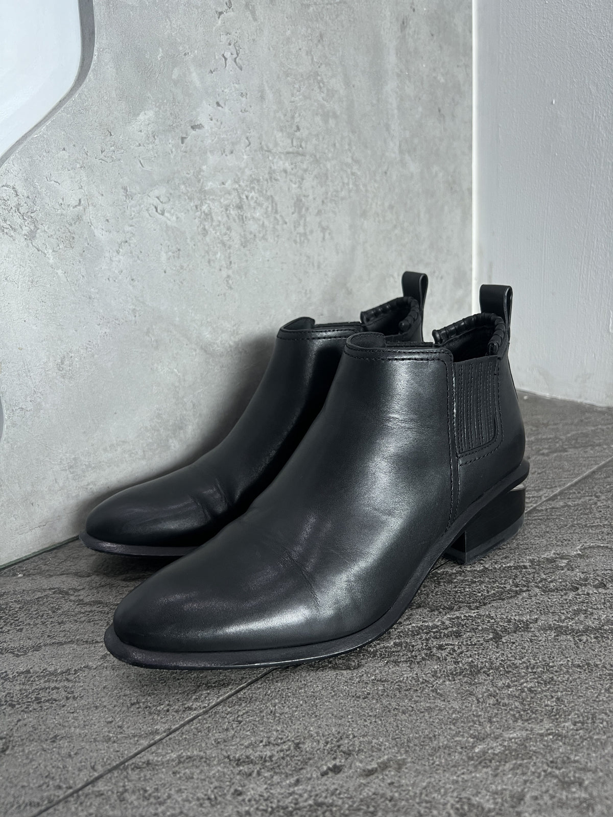 Alexander Wang Black Leather Chelsea Boots EU38