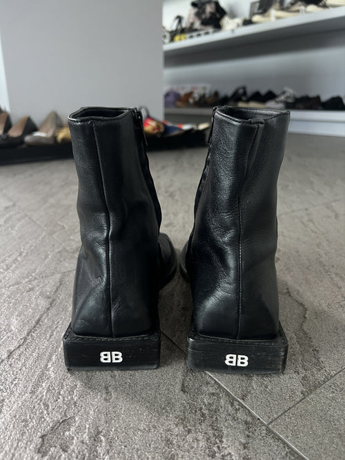 Balenciaga BB Heel Logo Leather Zip Ankle Boots 37.5