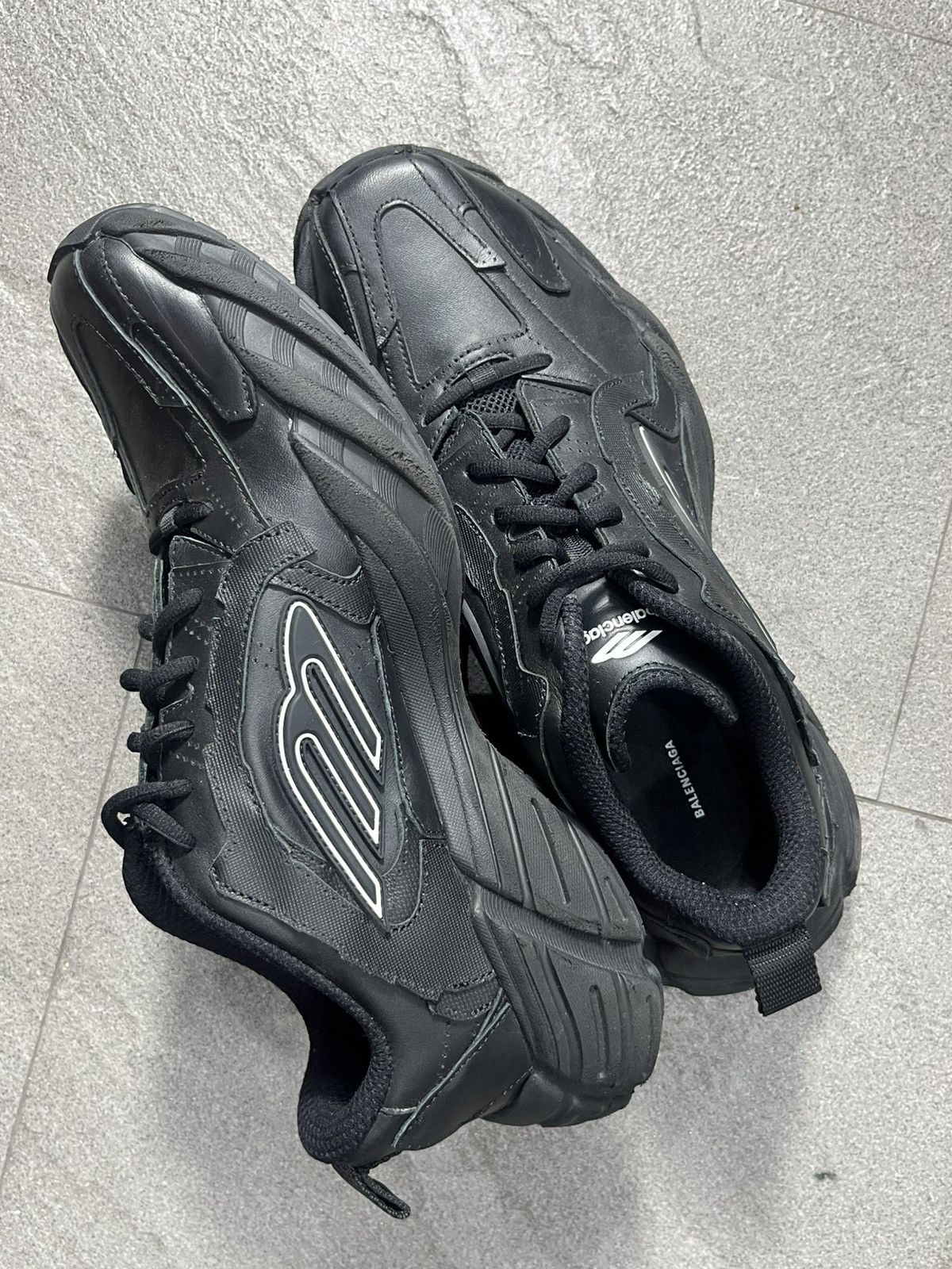 Balenciaga Monday Sneaker Triple Black EU43