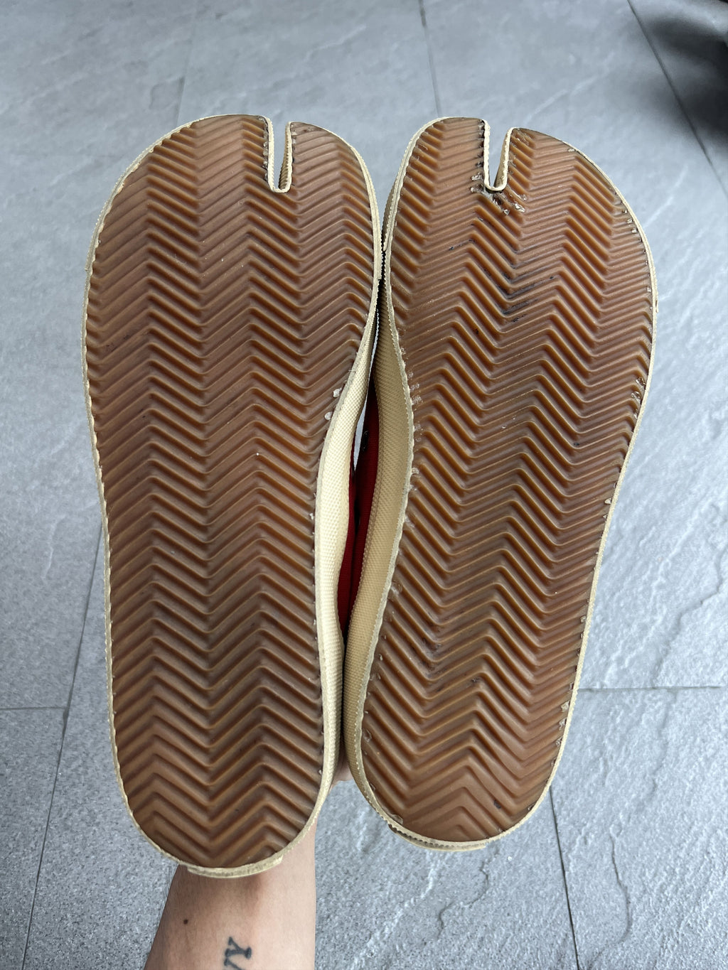 Maison Margiela Red Canvas Tabi Sneakers 27.5cm