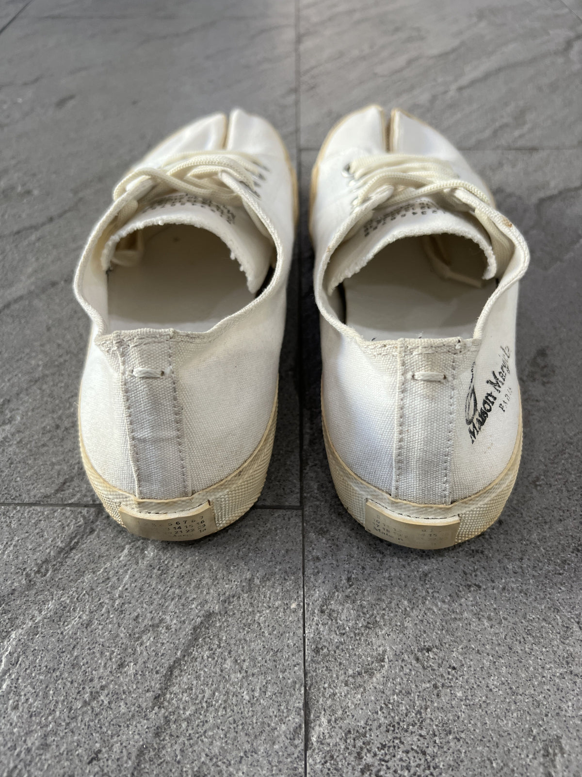 Maison Margiela Tabi Canvas Low Top Sneaker White Gum EU40