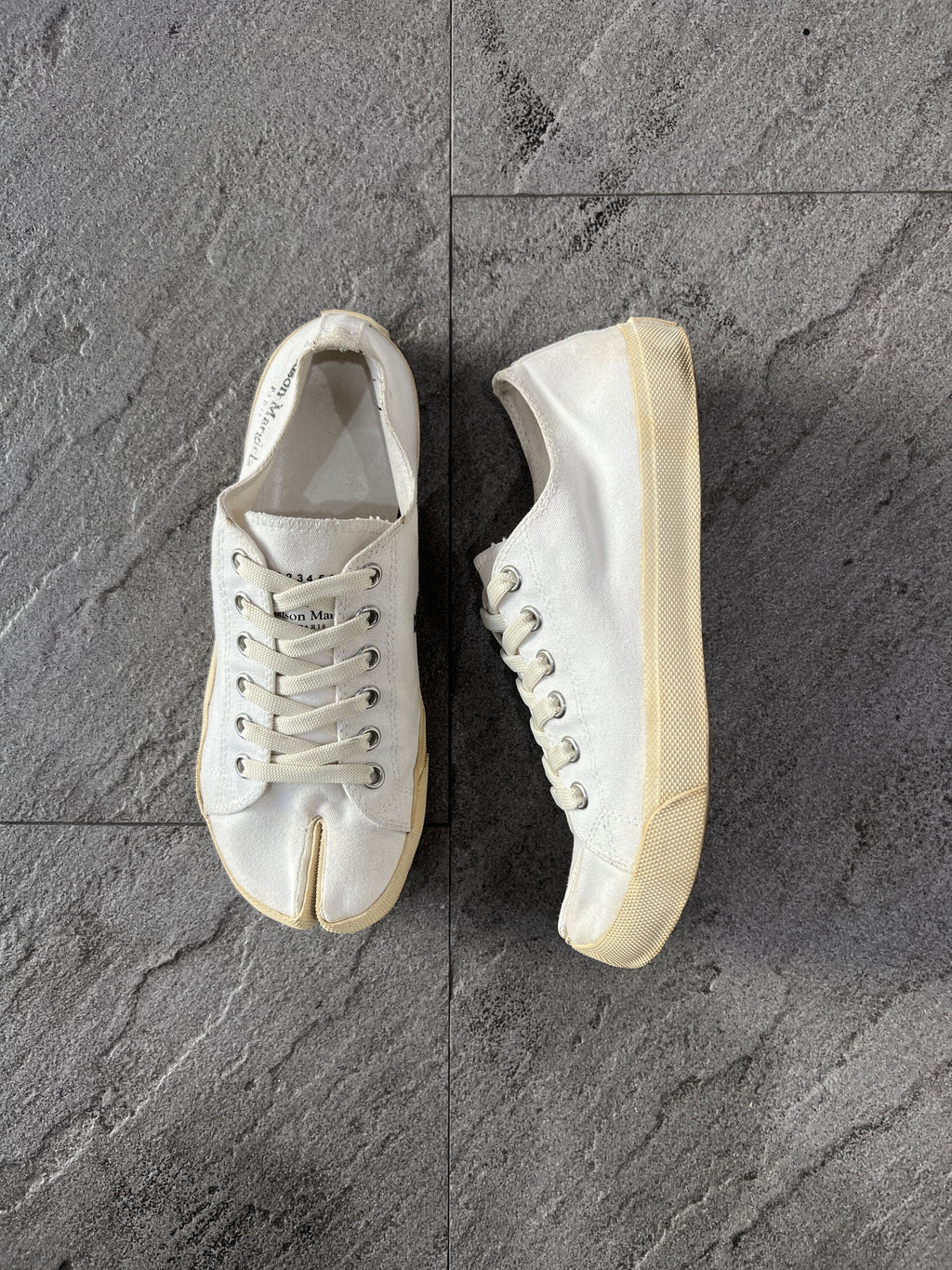 Maison Margiela Tabi Canvas Low Top Sneaker White Gum EU40