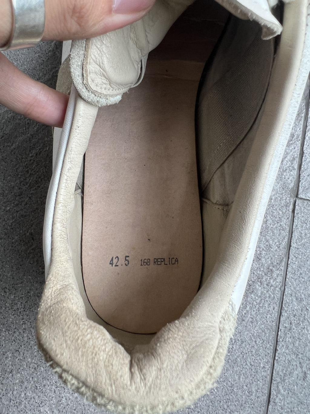 Maison Margiela Classic White Grey Replica GAT 42.5