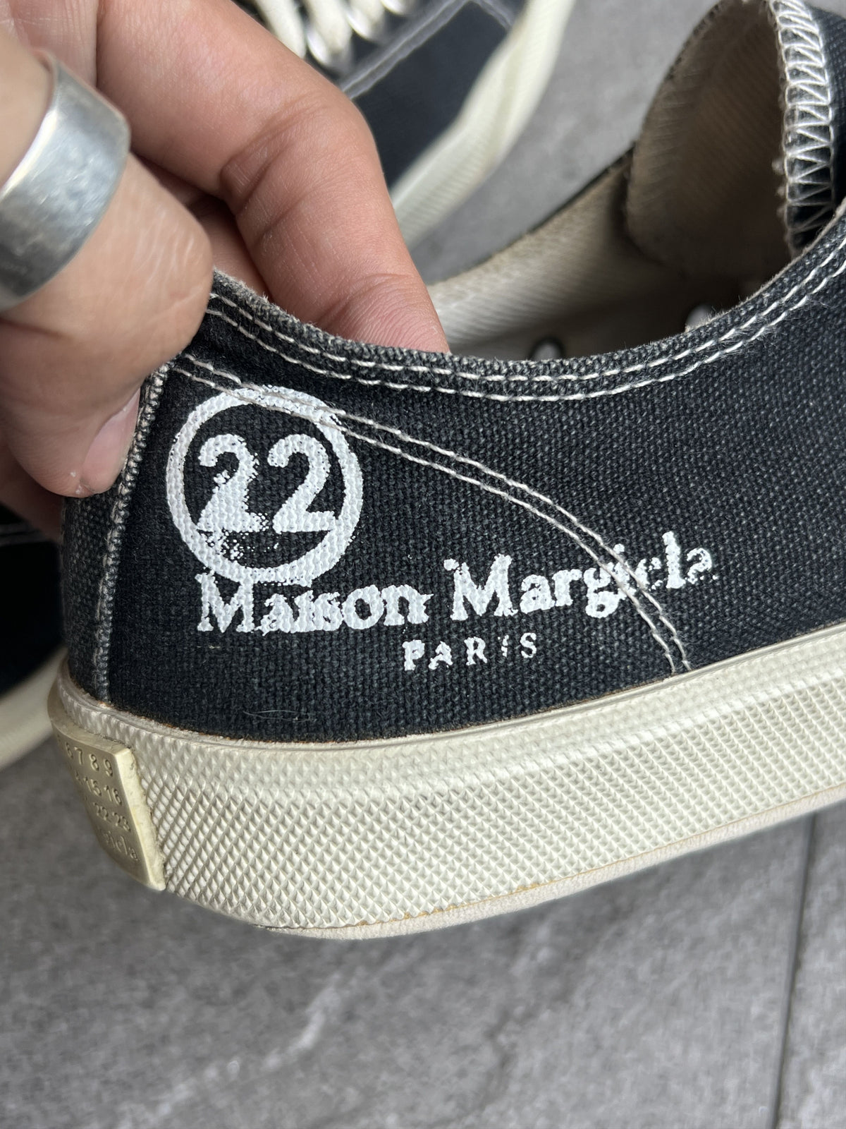 Maison Margiela 22 Tabi Canvas Sneakers Black EU35