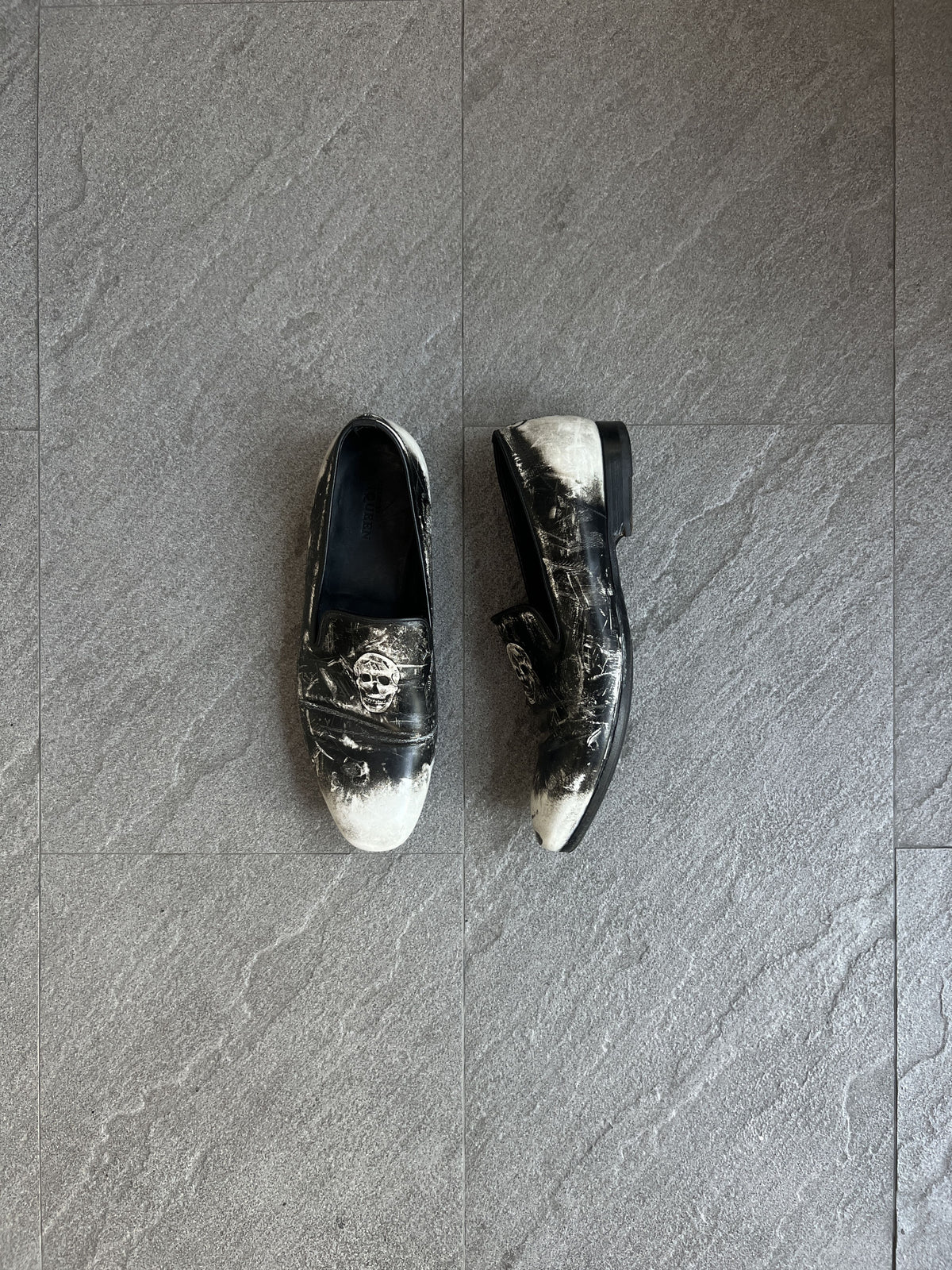 Alexander McQueen Skull Distressed Loafers EU41