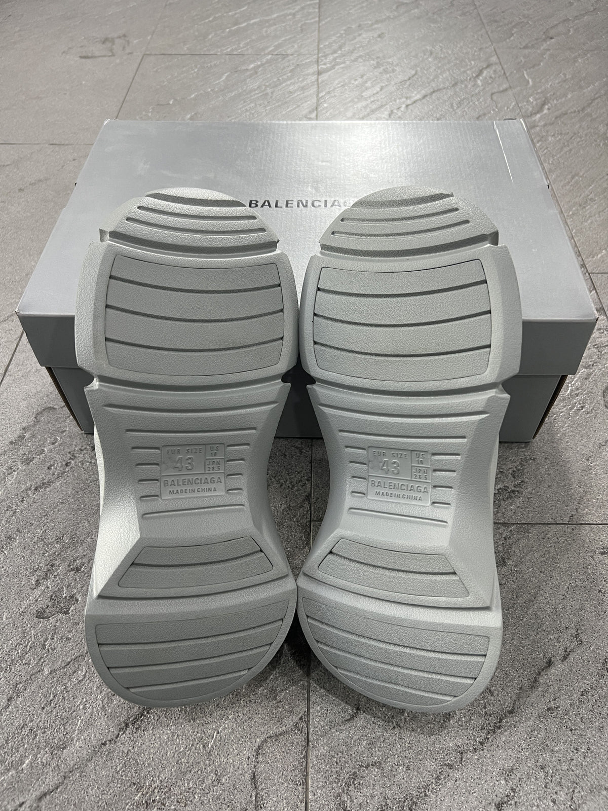 Balenciaga Mold Closed Grey EU43 New w/ Box