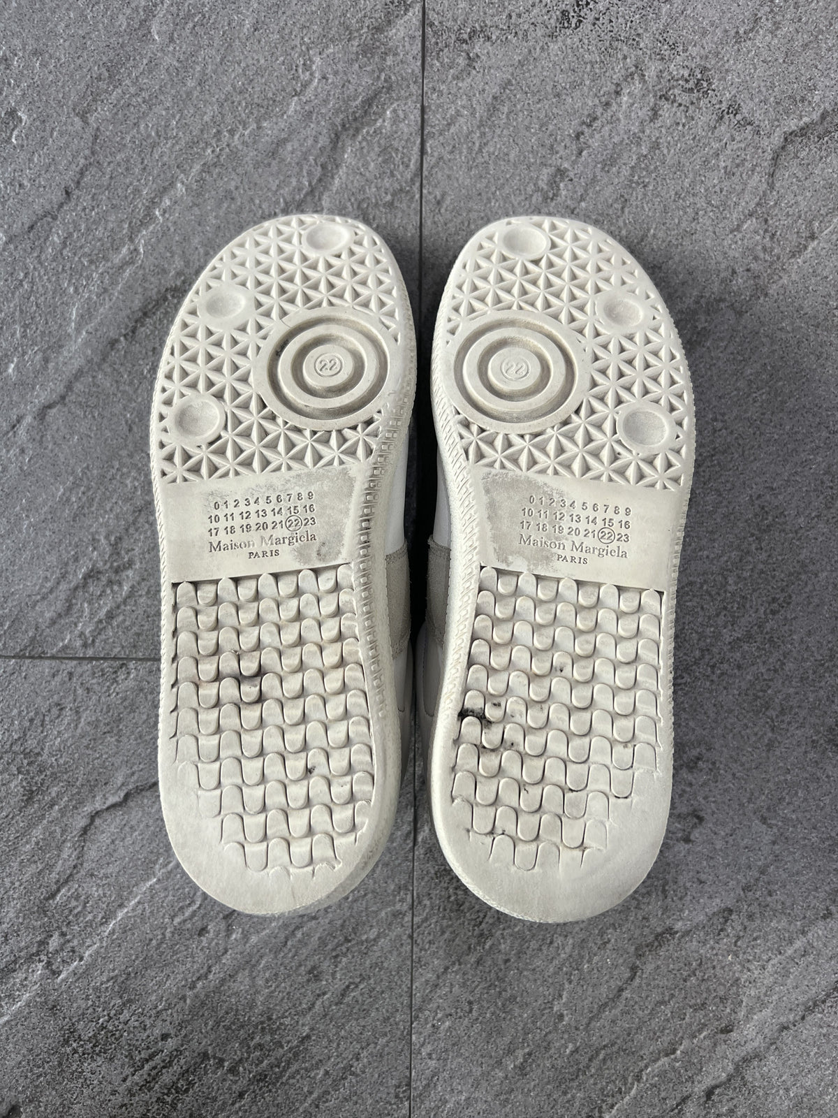Maison Margiela Replica GAT Low Top Sneaker White Cream EU39
