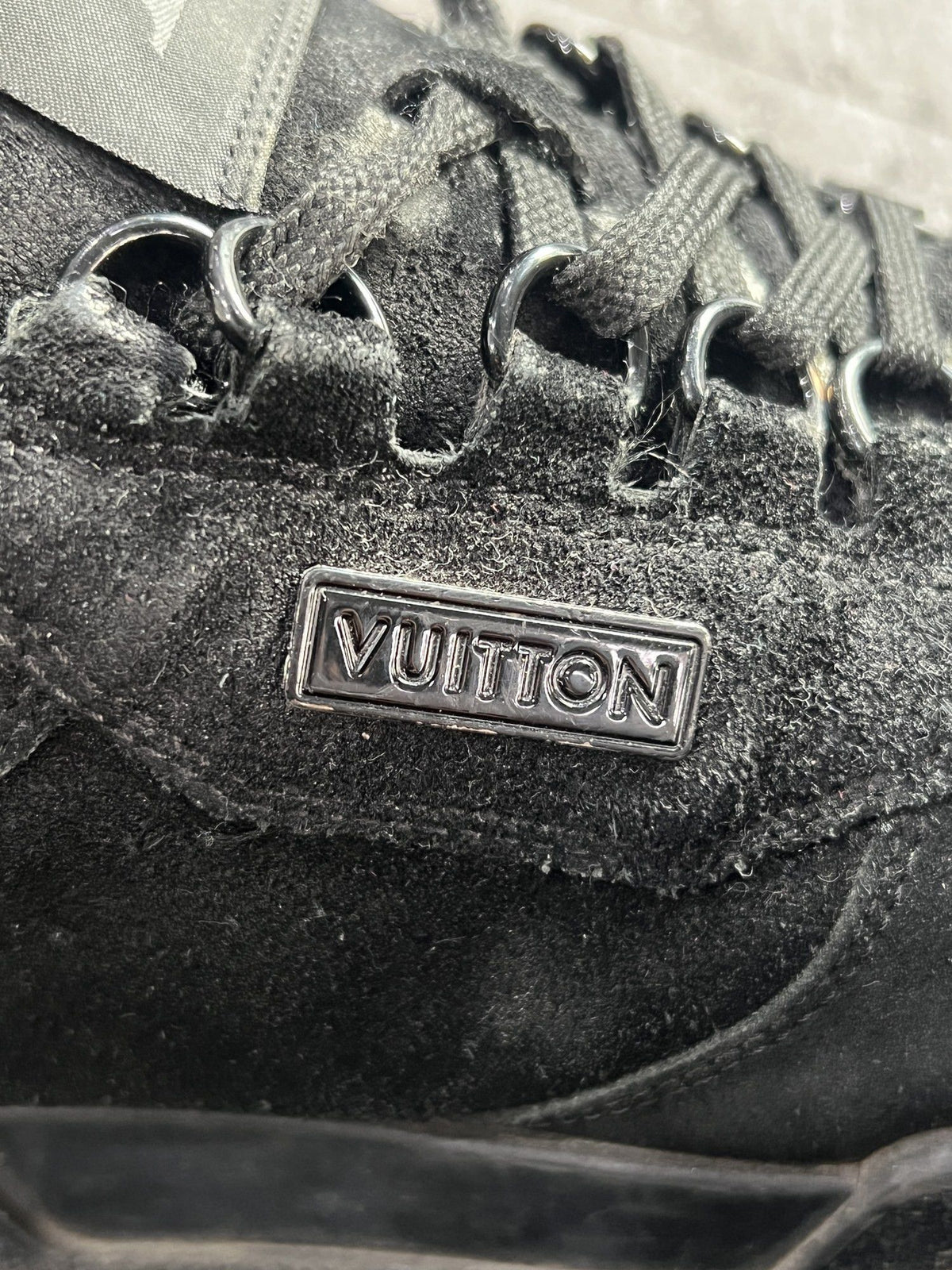 Louis Vuitton LV Trainer Black Suede UK 6.5