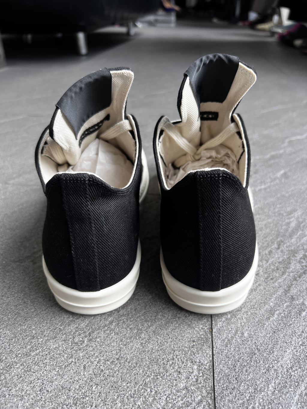 Rick Owens Hollywood Low Sneakers Black Milk EU40