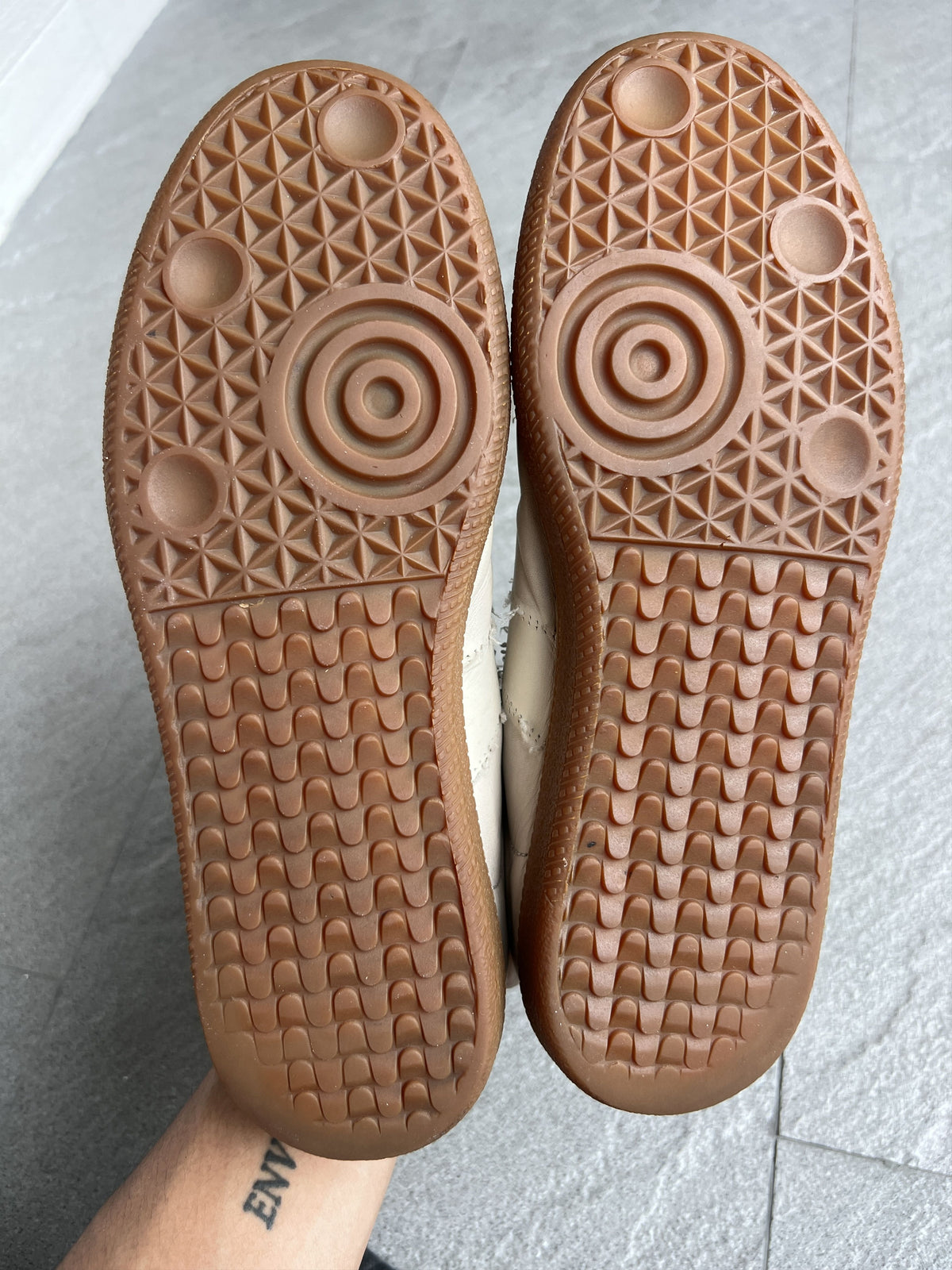 Maison Margiela Deconstructed Beige Grey Replica Sneakers