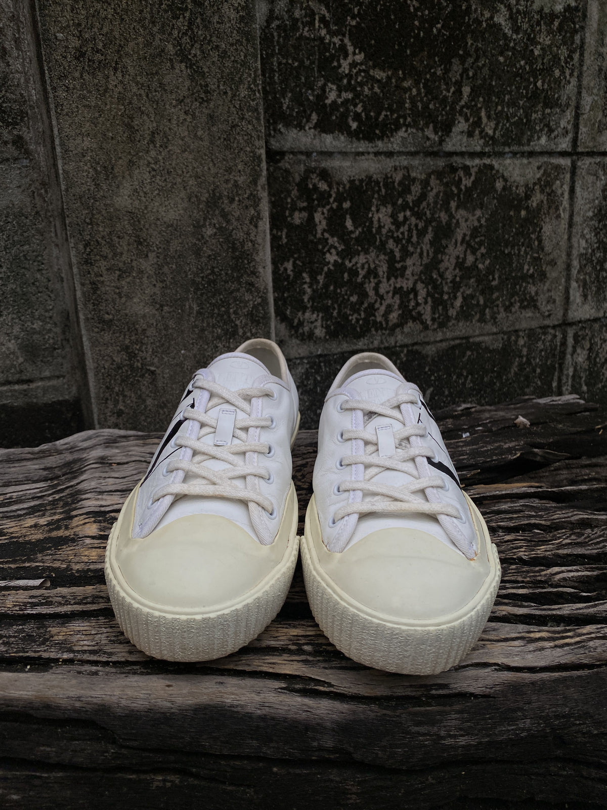 Valentino White Leather Rubber-Toe Sneakers 41