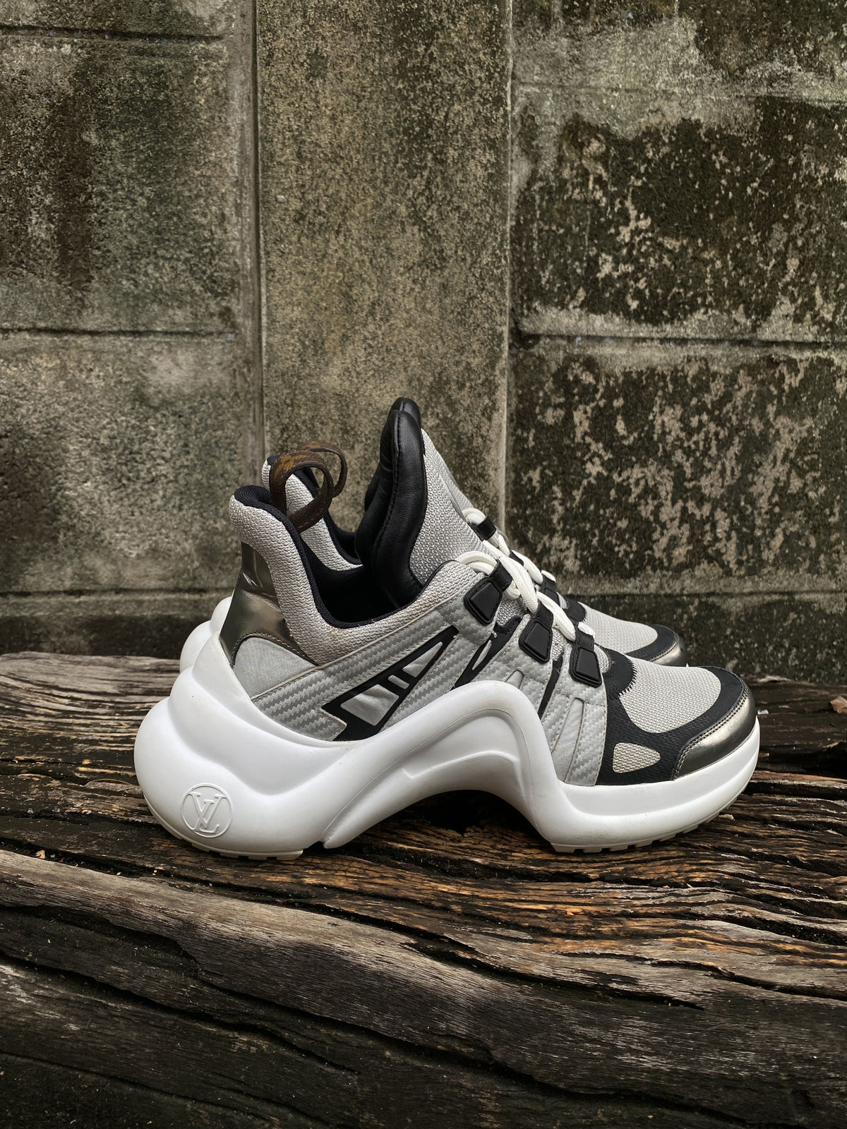 Louis Vuitton LV Archlight Sneakers 38