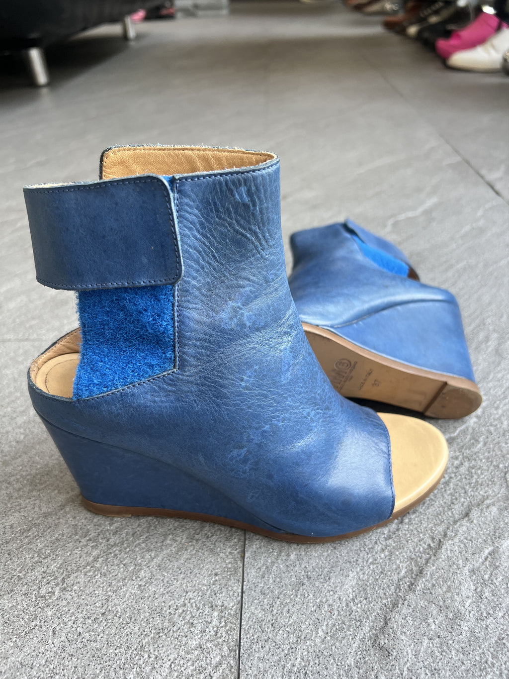 MM6 Maison Margiela Blue Leather Wedge Ankle Boots EU37