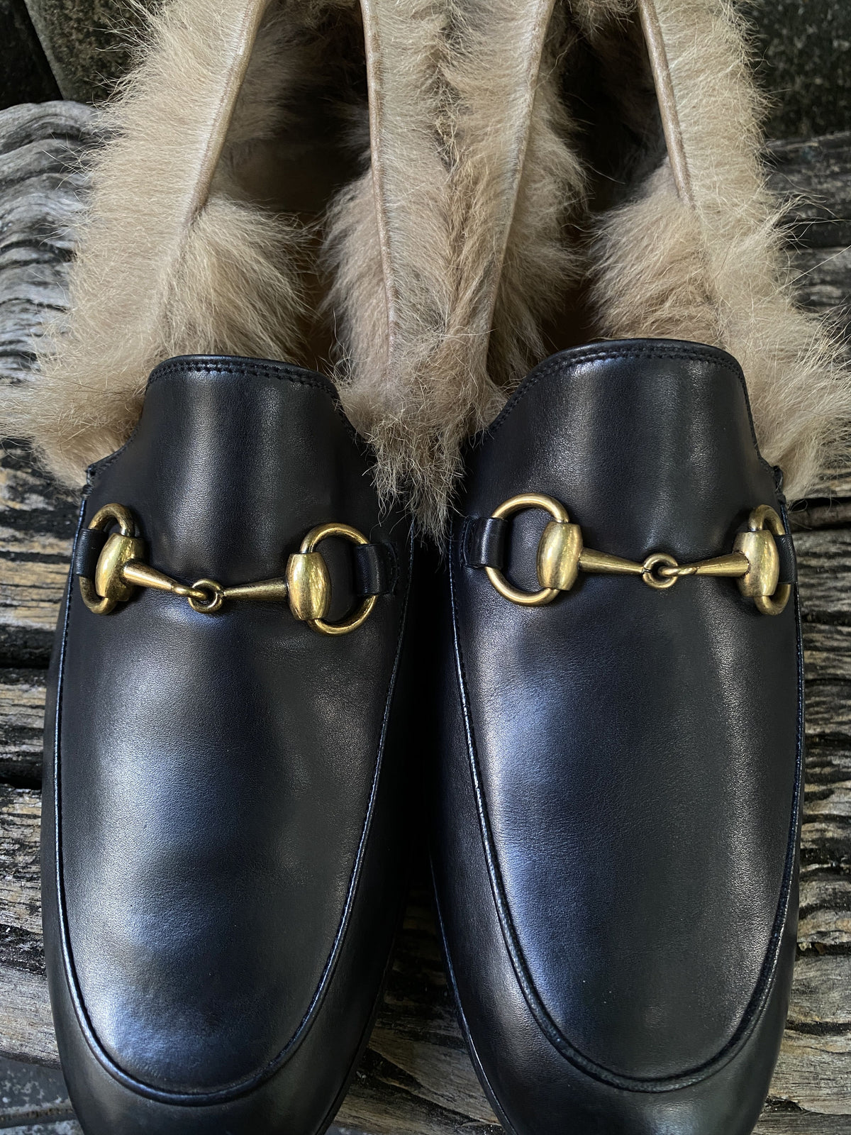 Gucci Princetown Black Leather Fur Loafers 6.5