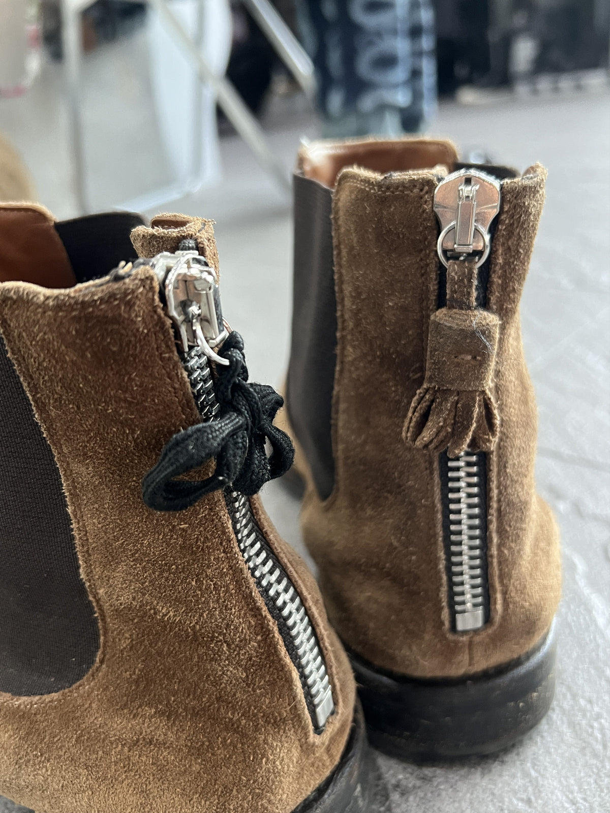 Givenchy Suede Chelsea Boots Brown 43