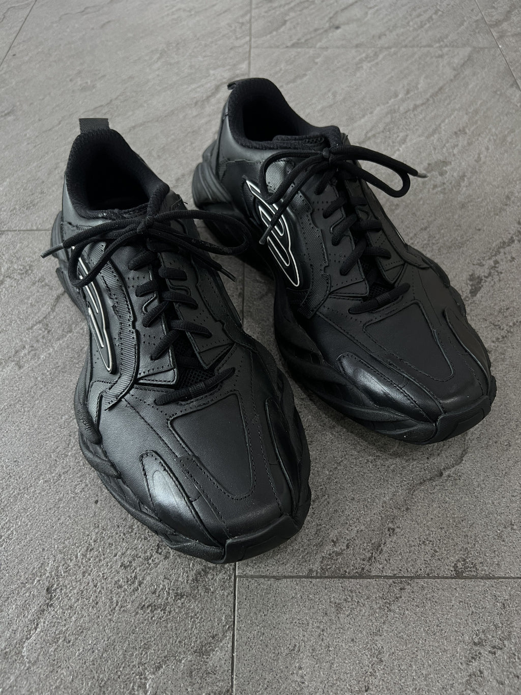 Balenciaga Monday Sneaker Triple Black EU43
