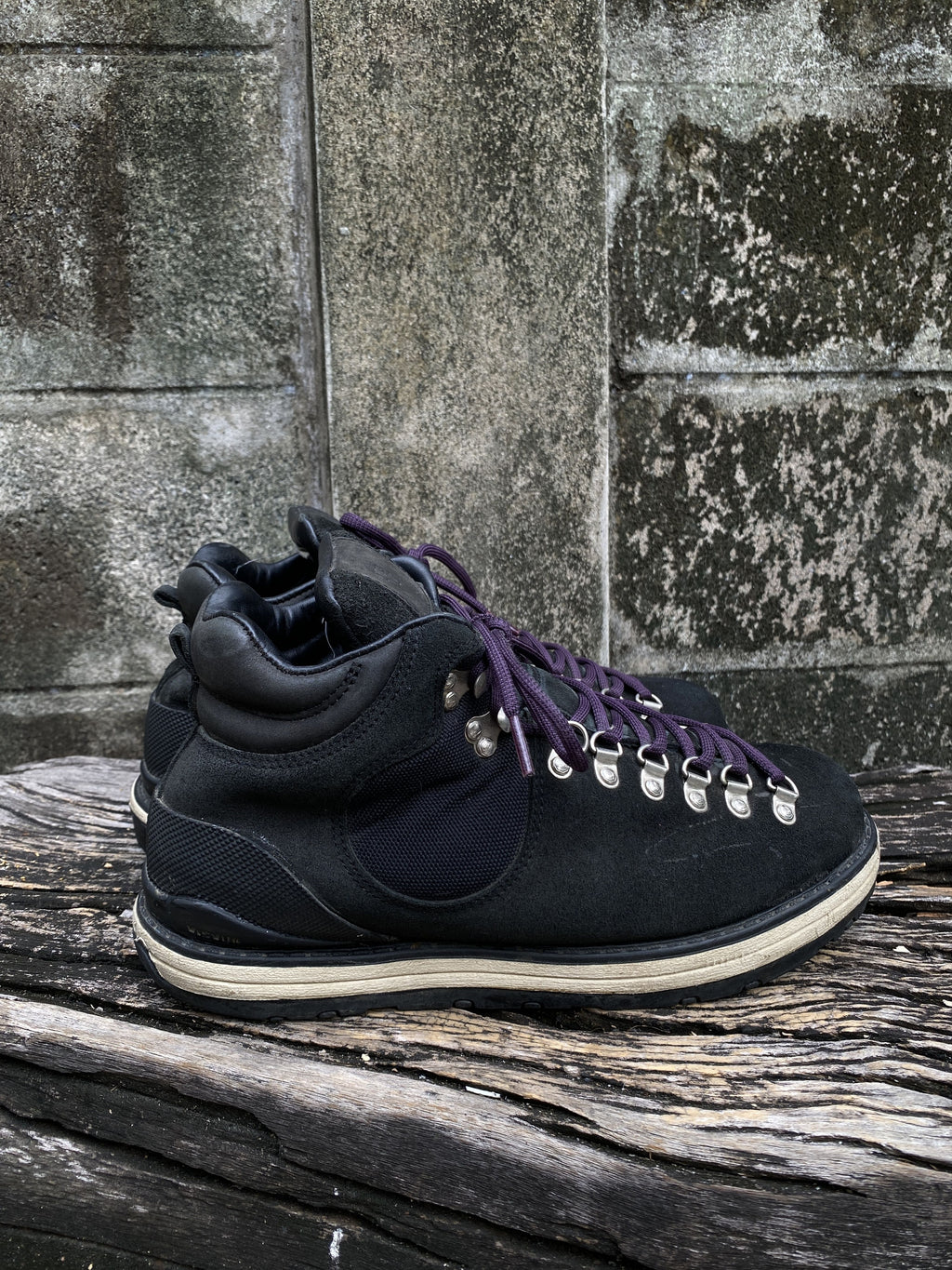 visvim x mastermind Japan Hiking Sneakers US 9