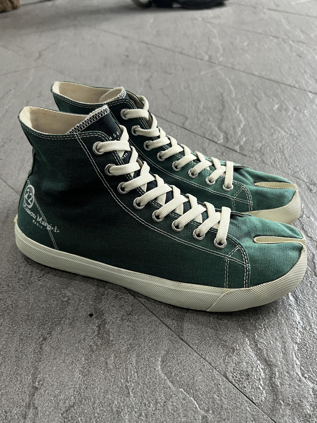 Maison Margiela Tabi Canvas High Sneakers Green / White 43
