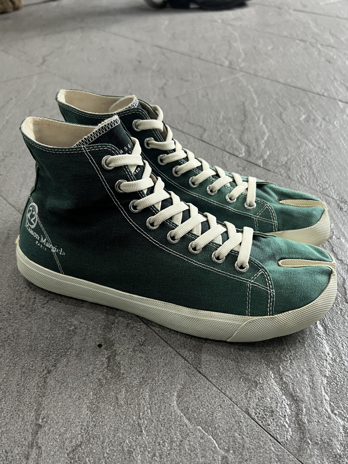 Maison Margiela Tabi Canvas High Sneakers Green / White 43