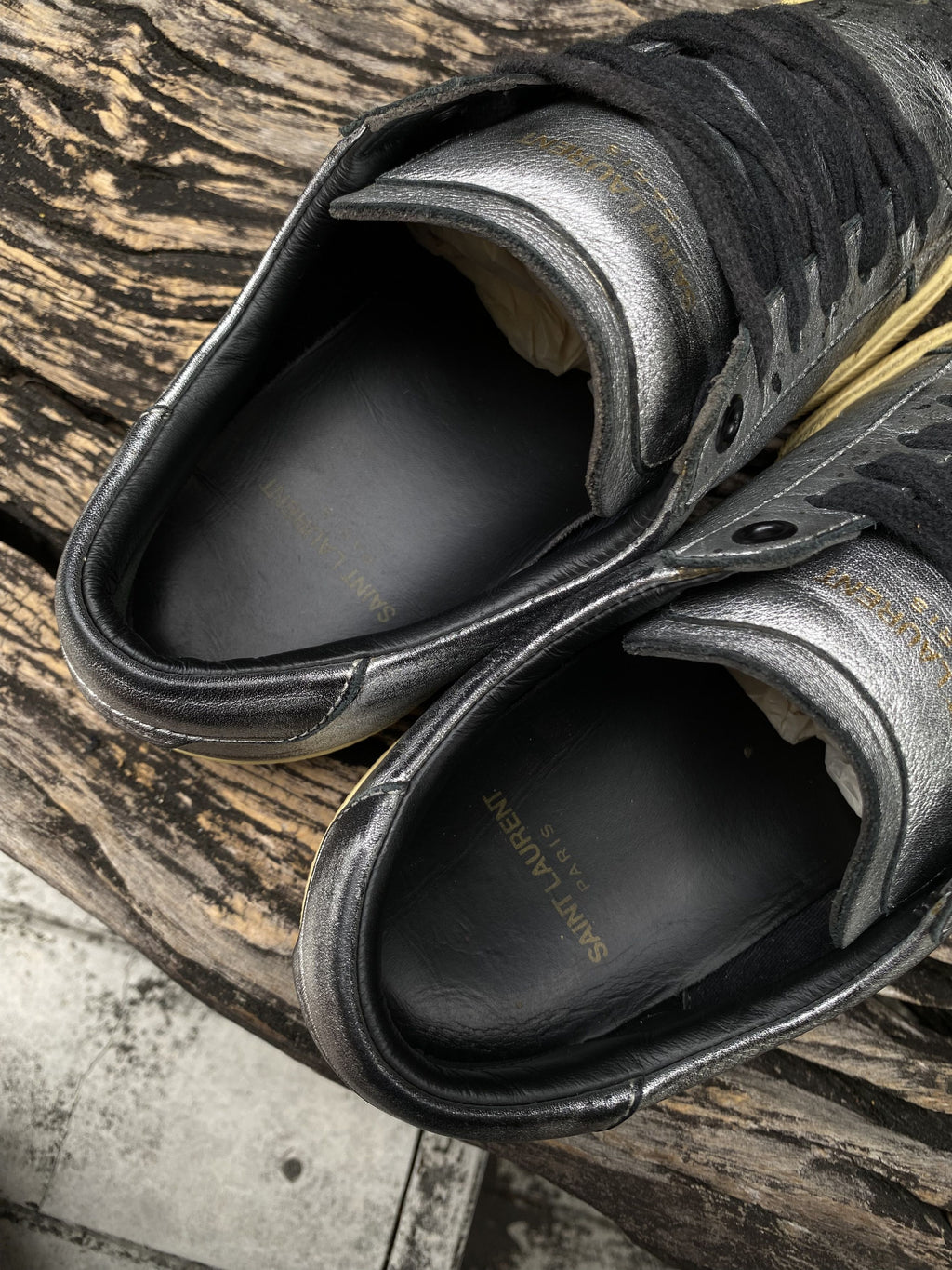 Saint Laurent Metallic Silver Court Classic 35.5