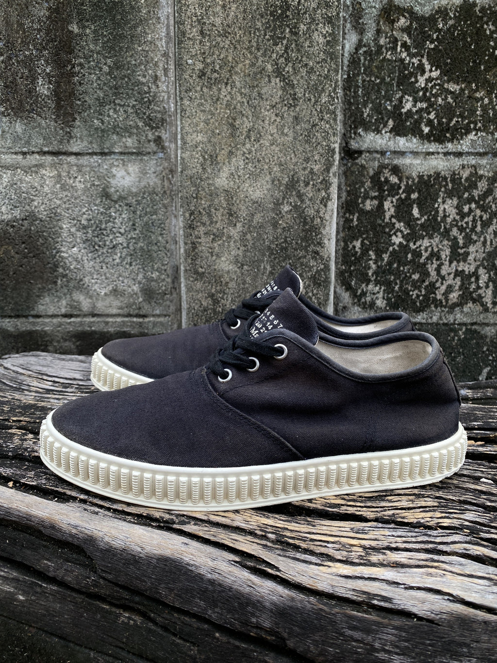 Maison Margiela Black Canvas Low-Top Sneakers 41